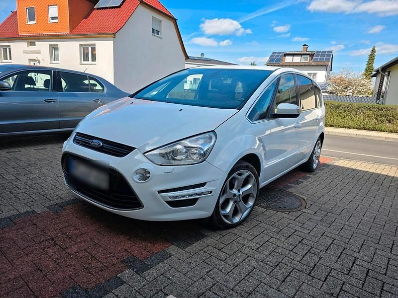 Gebraucht Ford S-MAX S 163 PS (119 kW) 2014 Weiß Van / Kleinbus
