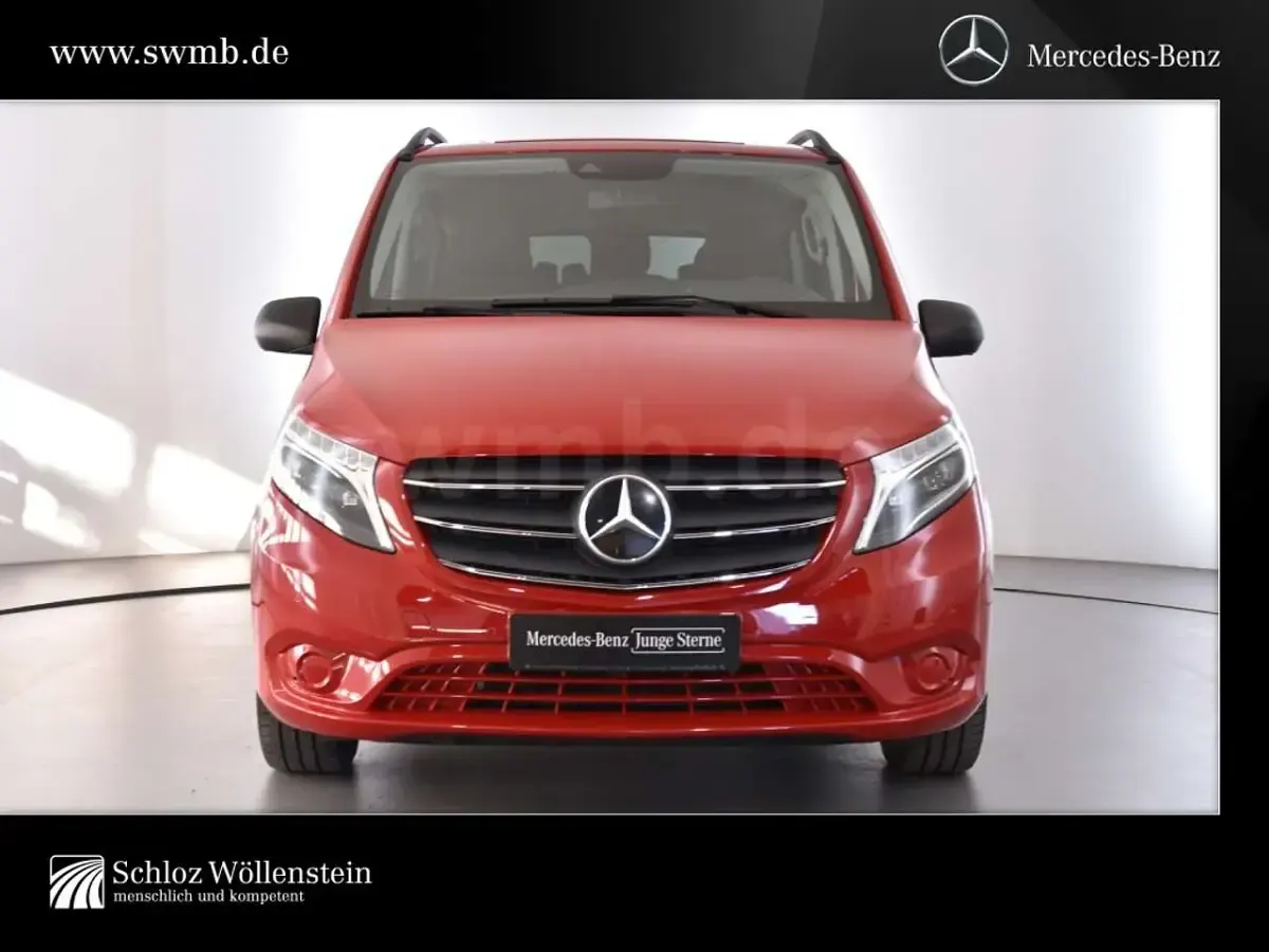 Gebraucht Mercedes Vito 190 PS (139 kW) 2022 Rot Van