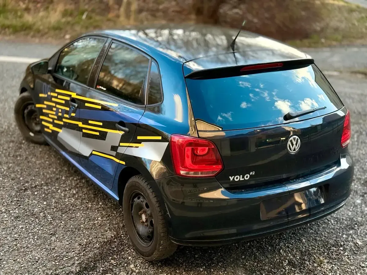Gebraucht VW Polo 75 PS (55 kW) 2010 Schwarz Kleinwagen