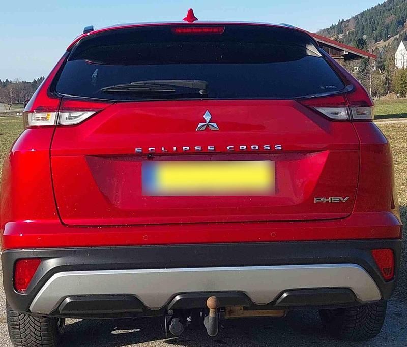 Gebraucht Mitsubishi Eclipse Edition 98 PS (72 kW) 2011 Rot SUV