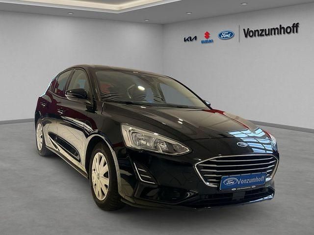 Gebraucht Ford Focus Trend 86 PS (63 kW) 2018 Shadow black (mica) Limousine