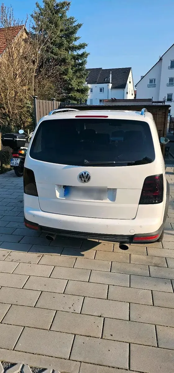 Używany VW Touran 170 KM (125 kW) 2007 Biały Minivan