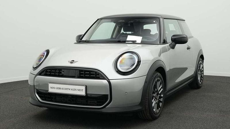 Grau Gebraucht 2024 Mini Cooper Classic Kleinwagen | 25.541 € (Fairer Preis) - Bild 1/4