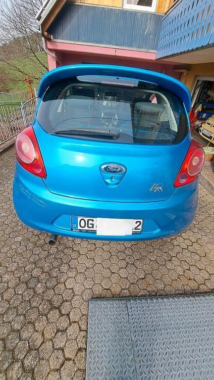 Gebraucht Ford Ka Cool & Sound Edition 69 PS (50 kW) 2014 Blau Kleinwagen