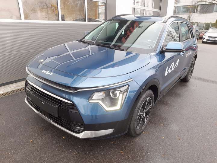 Mineralblau Neu 2024 Kia Niro 2 SUV | 33.890 € (Fairer Preis) - Bild 1/4