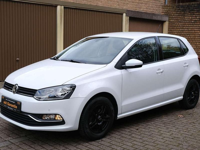Gebraucht VW Polo 90 PS (66 kW) 2016 Pure white Kleinwagen