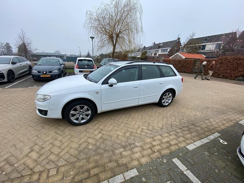 Second-hand Seat Exeo 143 CP (105 kW) 2011 Alb Break