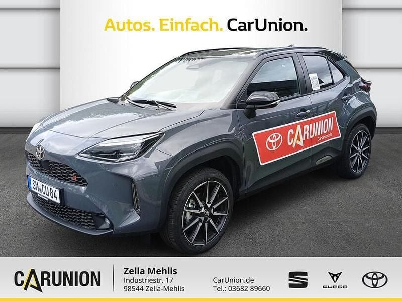 Storm grey metallic / dach schwarz Neu 2025 Toyota Yaris Hybrid Premium Kleinwagen | 35.890 € - Bild 1/4