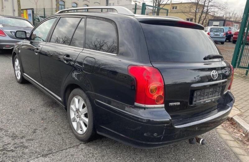 Gebraucht Toyota Avensis Executive 147 PS (108 kW) 2005 Schwarz Kombi