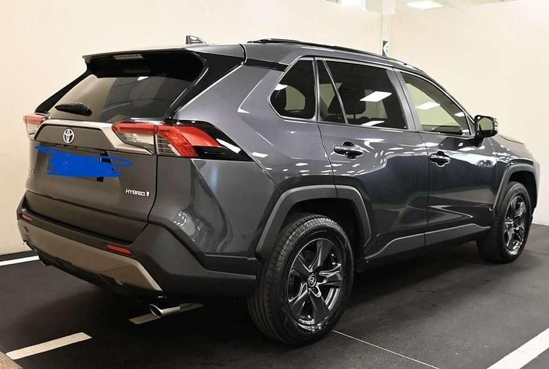 Gebraucht Toyota RAV4 Hybrid Basis 178 PS (130 kW) 2020 Grau SUV