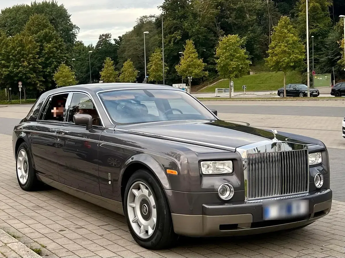 Gebraucht Rolls Royce Phantom 460 PS (338 kW) 2007 Grau Limousine