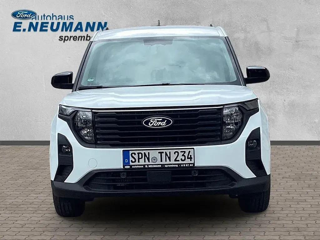Gebraucht Ford Tourneo Courier Titanium 125 PS (91 kW) 2026 Weiß Van / Kleinbus