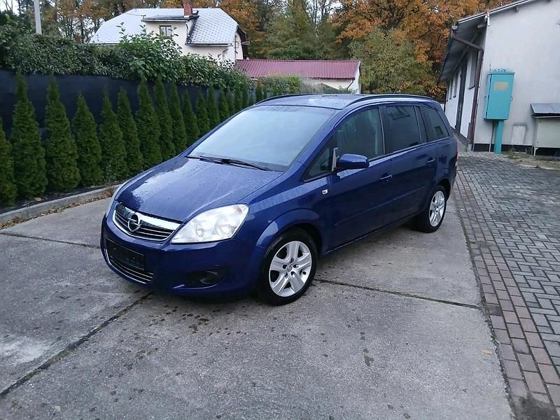 Blau Gebraucht 2009 Opel Zafira Van / Kleinbus | 2.100 € (Guter Preis) - Bild 1/4