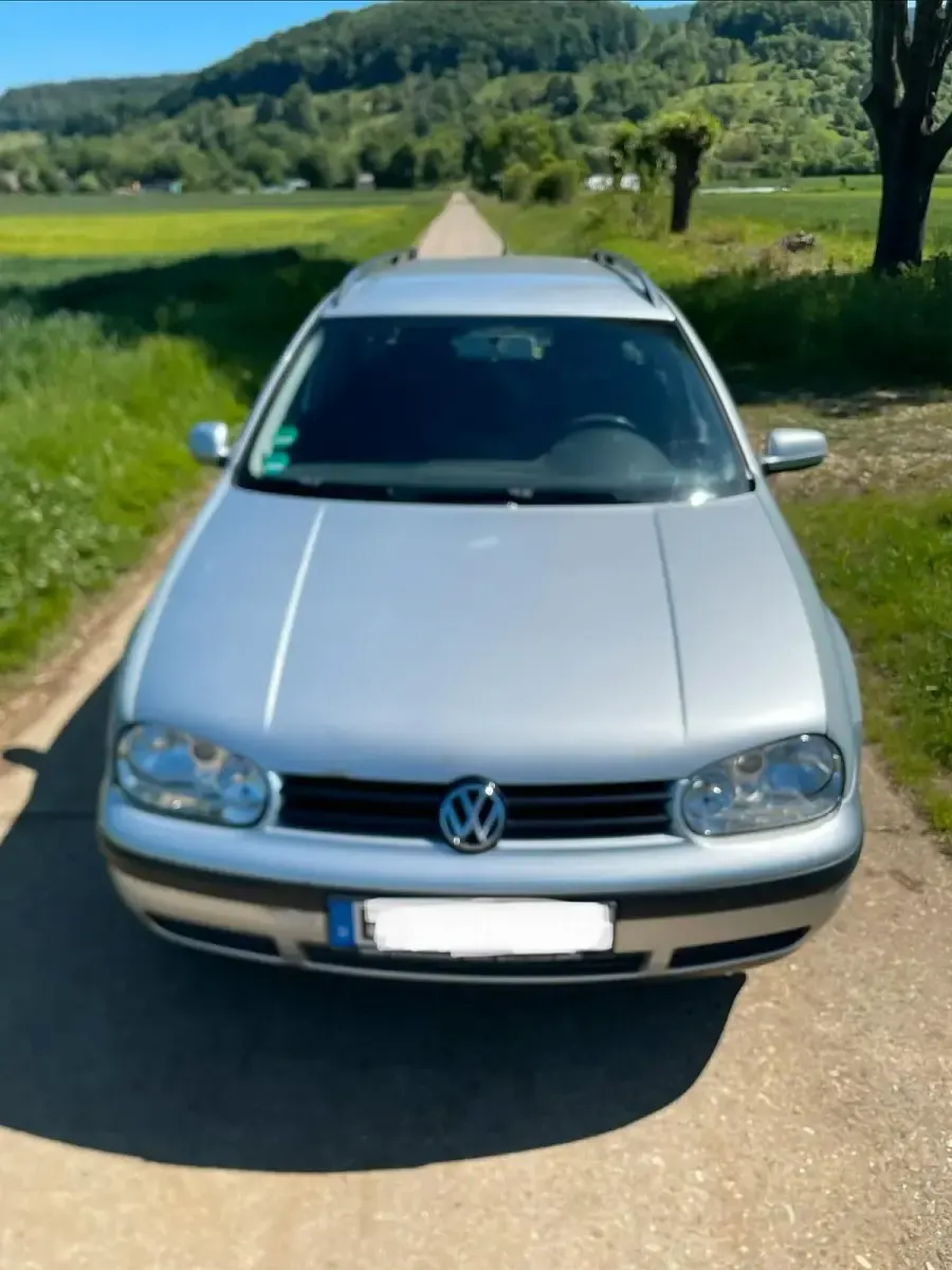 Gebraucht VW Golf IV 105 PS (77 kW) 2005 Silber Kombi