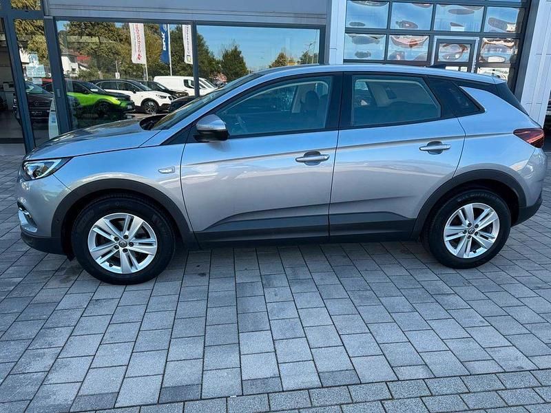 Grau Gebraucht 2021 Opel Grandland X SUV | 19.470 € (Fairer Preis) - Bild 1/4