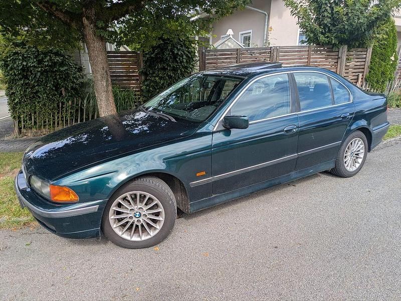 Grün Gebraucht 1997 BMW 520 Limousine | 2.200 € (Fairer Preis) - Bild 1/4