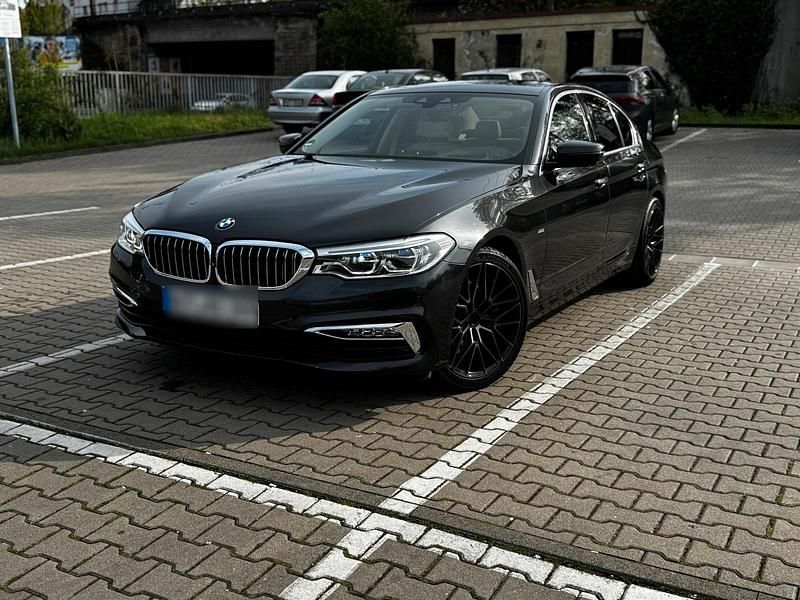 Gebraucht BMW 530 Luxury Line 265 PS (194 kW) 2017 Schwarz Limousine