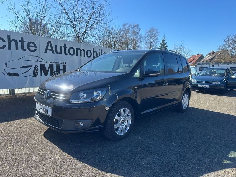 Schwarz Gebraucht 2014 VW Touran Cup Van / Kleinbus | 10.995 € (Etwas zu teuer) - Bild 1/4