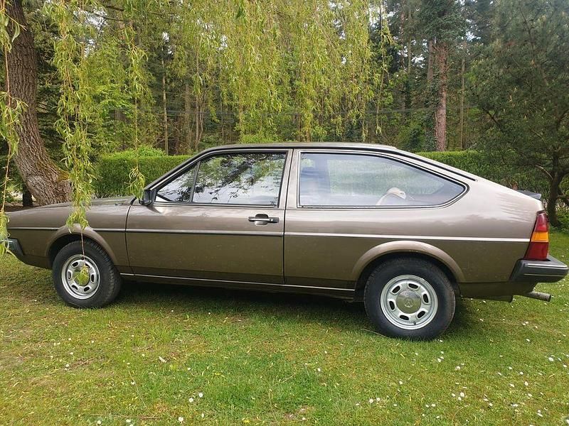 Beige Gebraucht 1984 VW Passat Coupé | 8.500 € - Bild 1/4