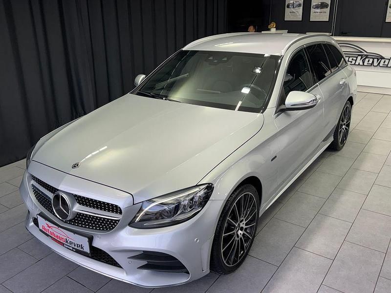 Gebraucht Mercedes C300e 211 PS (155 kW) 2020 Silber Kombi