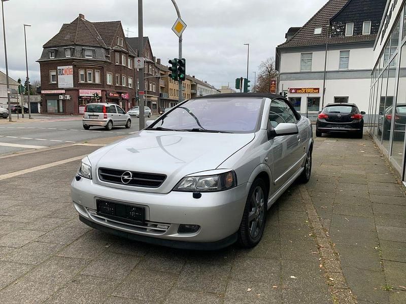 Gebraucht Opel Astra Cabriolet 147 PS (108 kW) 2004 Silber Cabrio