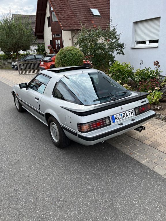Silber Gebraucht 1982 Mazda RX7 Kleinwagen | 9.890 € - Bild 1/4