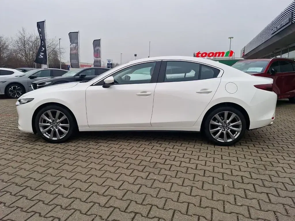 Neu Mazda 3 Center-Line 140 PS (102 kW) 2026 Weiß Limousine