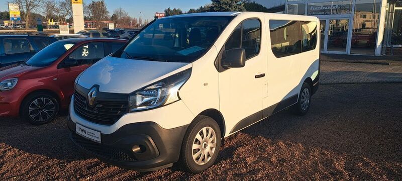 Weiß Gebraucht 2019 Renault Trafic Expression Van | 25.990 € - Bild 1/4