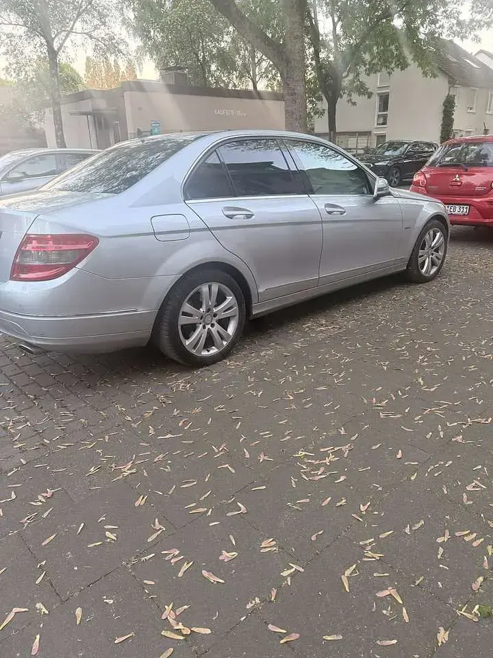 Gebraucht Mercedes C350 Elegance 231 PS (169 kW) 2010 Limousine