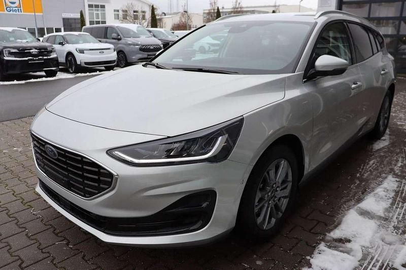 Neu Ford Focus Titanium 116 PS (85 kW) 2025 Moondust silver metallic Kombi