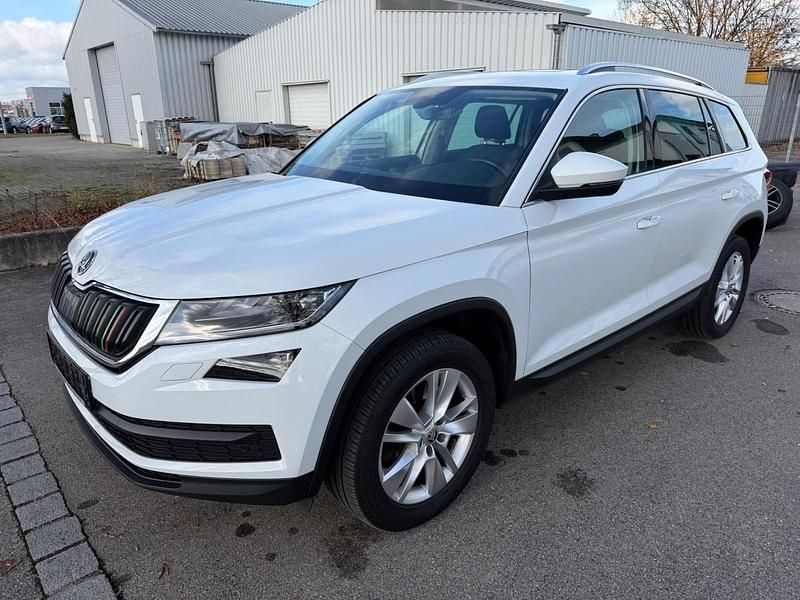 Weiß Gebraucht 2018 Skoda Kodiaq Style SUV | 18.990 € (Superpreis) - Bild 1/4