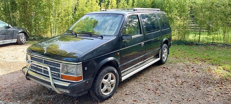 Gebraucht 1990 Chrysler Voyager Van / Kleinbus | 3.000 € - Bild 1/4