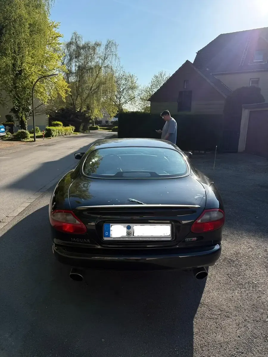 Używany Jaguar XKR 363 KM (266 kW) 2000 Coupe