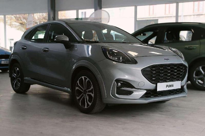 Second-hand Ford Puma ST-Line 125 CP (91 kW) 2023 Argintiu SUV