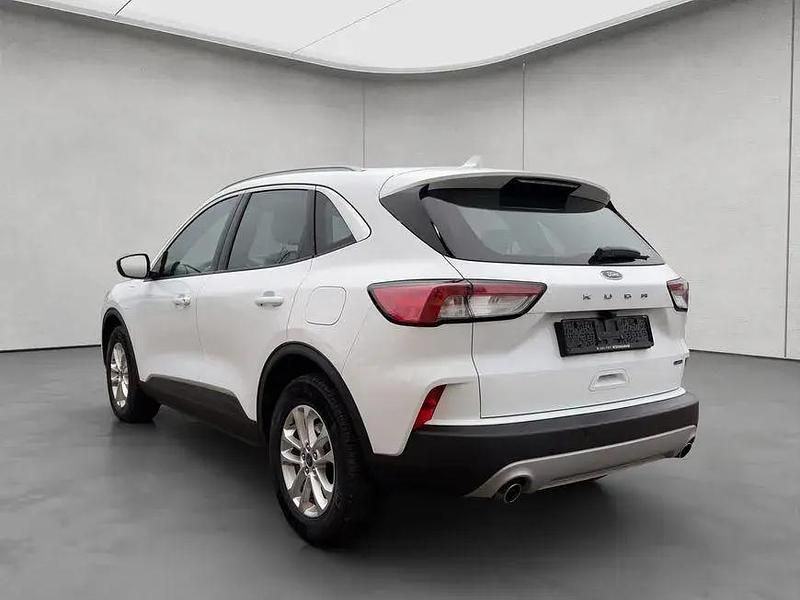 Gebraucht Ford Kuga Titanium 224 PS (164 kW) 2022 Frozen white SUV