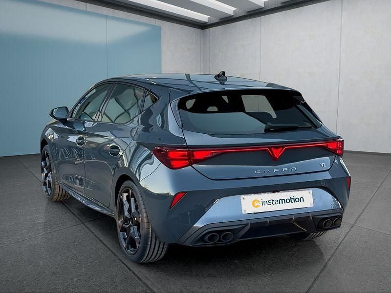 Neu Cupra Leon 300 PS (220 kW) 2025 Blau Kleinwagen