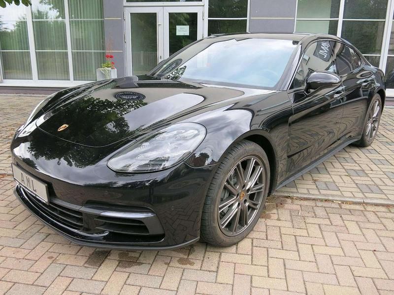 Gebraucht Porsche Panamera 4S 421 PS (309 kW) 2017 Tiefschwarzmetallic Limousine