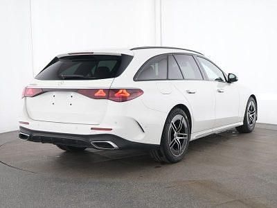 Używany Mercedes E220 Advanced 197 KM (144 kW) 2025 Biały Kombi