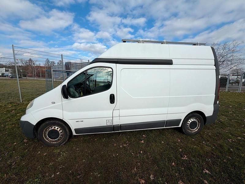 Gebraucht Nissan Primastar 115 PS (84 kW) 2009 Weiß Van / Kleinbus