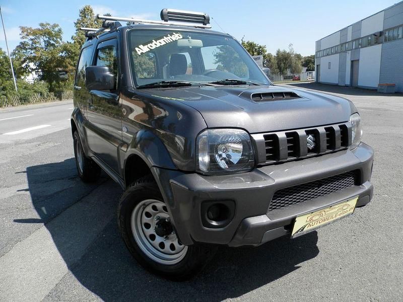 Grau Gebraucht 2017 Suzuki Jimny Ranger Comfort SUV | 15.990 € (Etwas zu teuer) - Bild 1/4