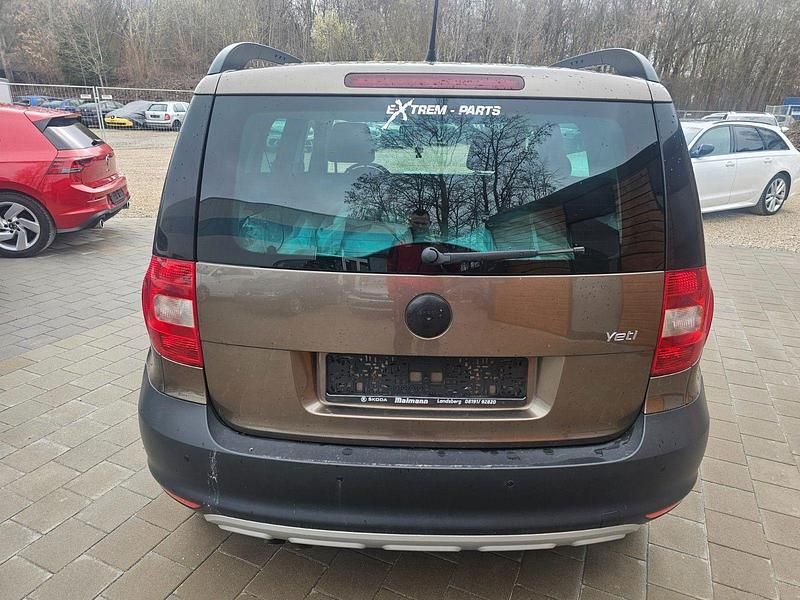 Gebraucht Skoda Yeti Plus Edition 122 PS (89 kW) 2012 Braun SUV
