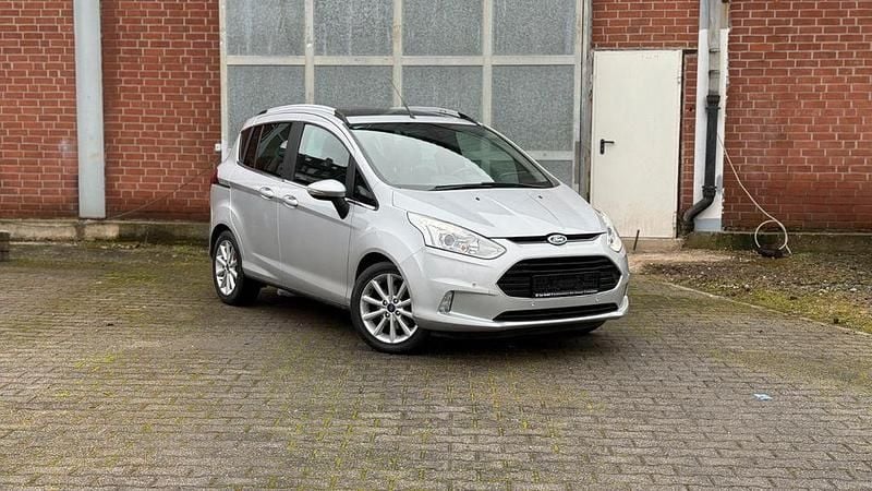 Silber Gebraucht 2017 Ford B-MAX Titanium Van / Kleinbus | 6.499 € (Guter Preis) - Bild 1/4
