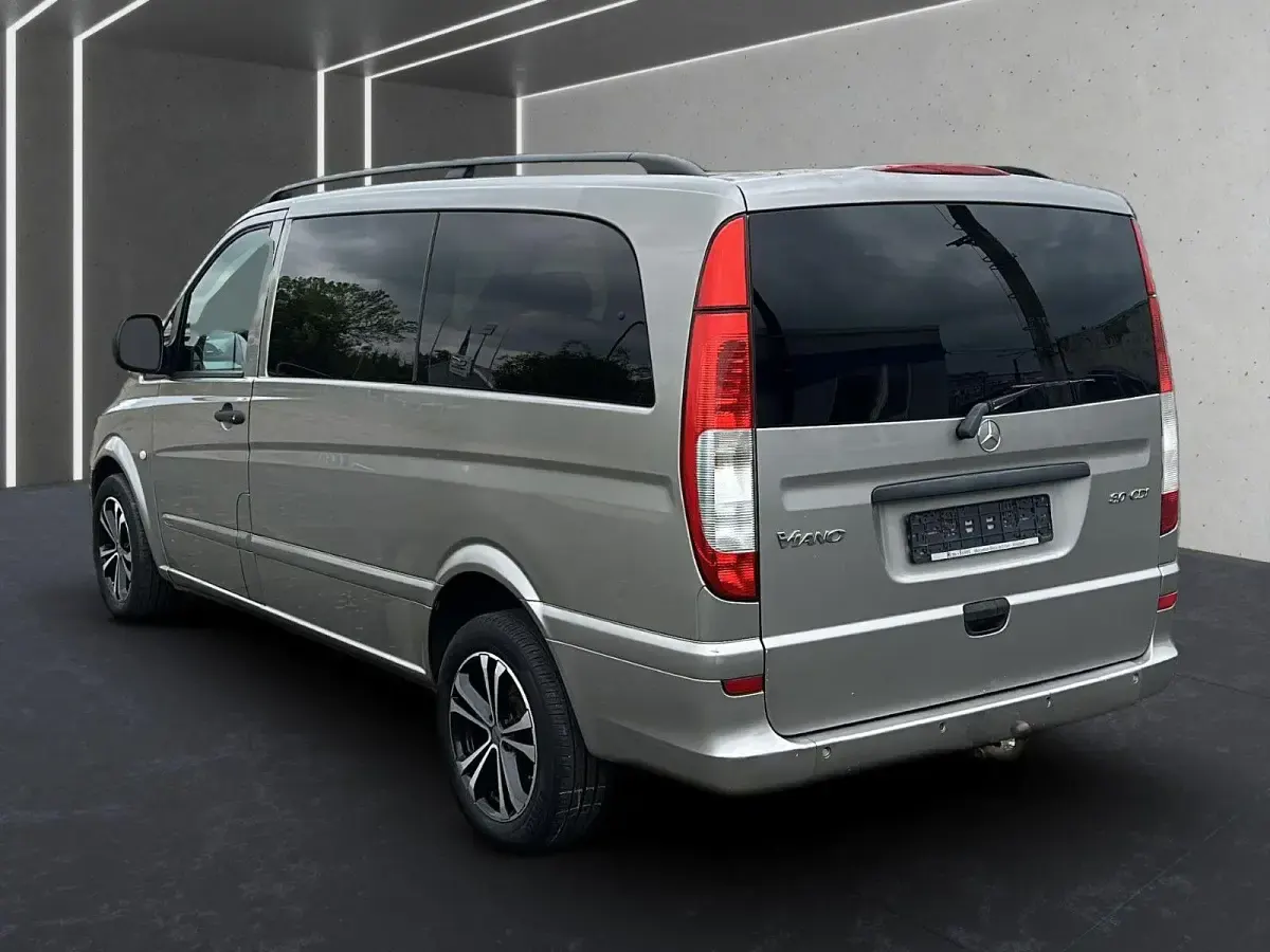Gebraucht Mercedes Viano 204 PS (150 kW) 2008 Silber Van / Kleinbus