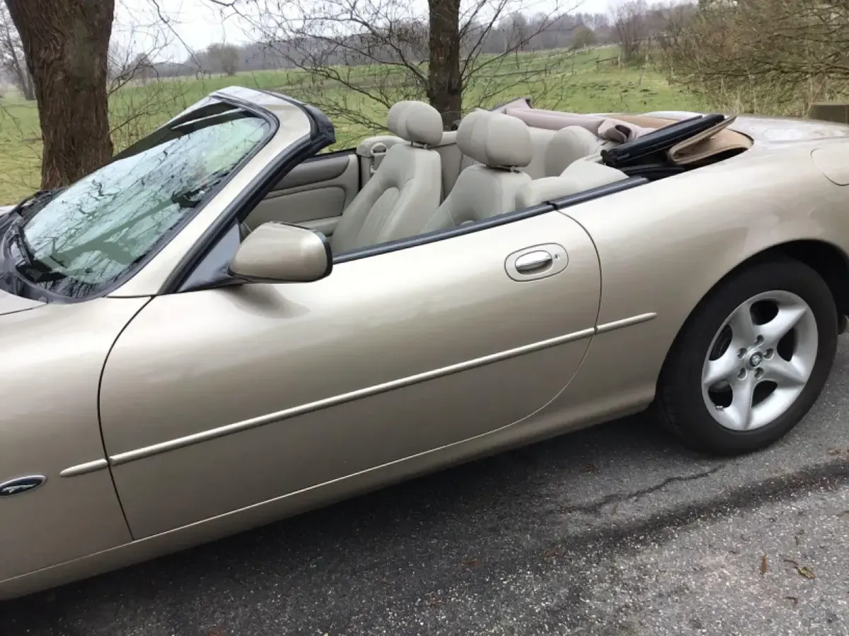 Gebraucht Jaguar XK8 284 PS (208 kW) 2001 Gold Cabrio