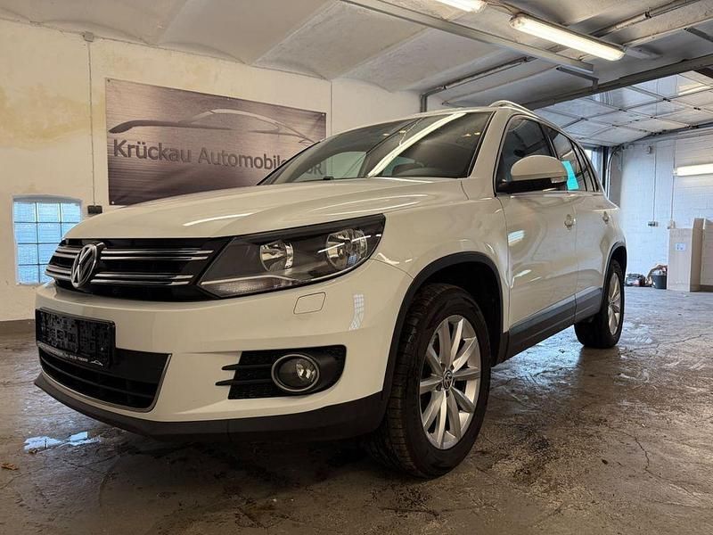 Weiß Gebraucht 2016 VW Tiguan SUV | 11.900 € (Superpreis) - Bild 1/4
