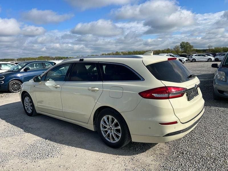 Gebraucht Ford Mondeo Titanium 150 PS (110 kW) 2020 Weiß Limousine