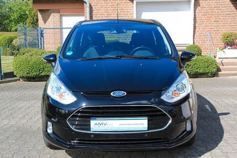 Second-hand Ford B-MAX Titanium 101 CP (74 kW) 2017 Negru Monovolum