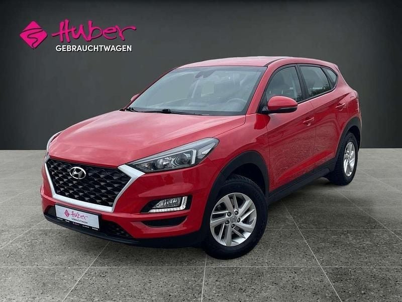Gebraucht Hyundai Tucson Select 132 PS (97 kW) 2019 Engine red / sol SUV