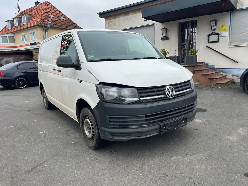 Gebraucht VW Transporter 102 PS (75 kW) 2017 Weiß Van
