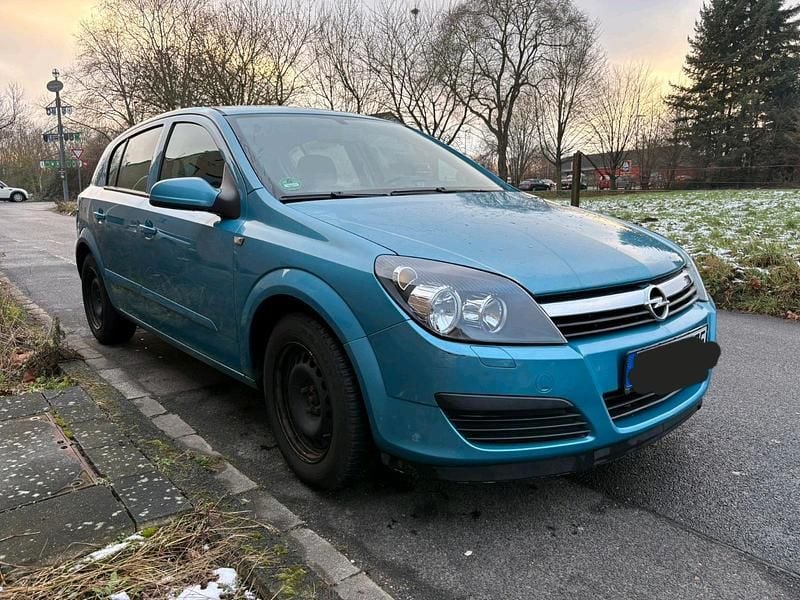 Blau Gebraucht 2007 Opel Astra Limousine | 1.700 € (Guter Preis) - Bild 1/4